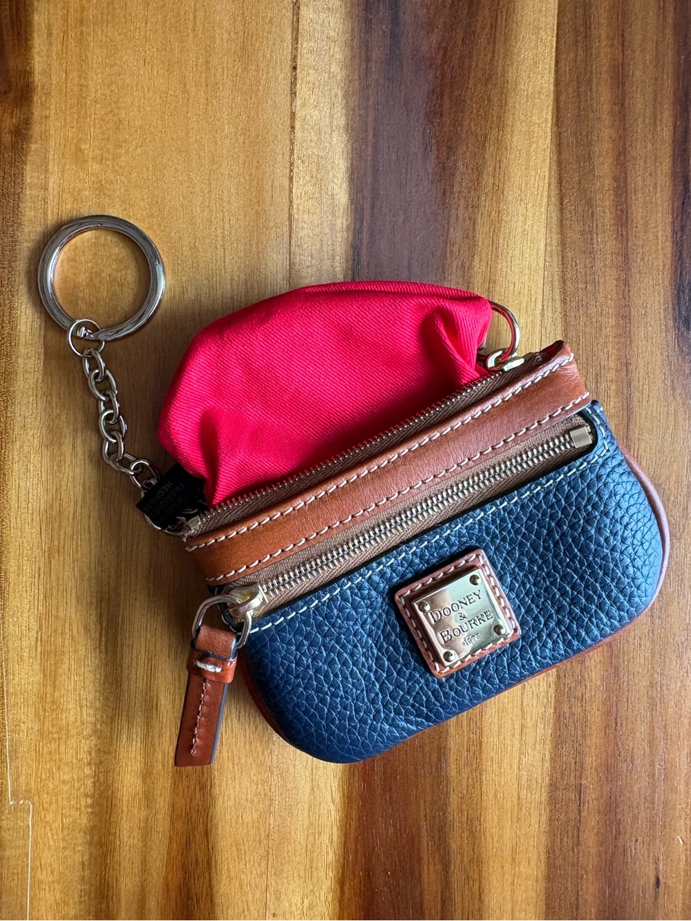 D&B Pebble Grain Small Coin Case Navy/ Brown - EUC - Picture 3 of 6